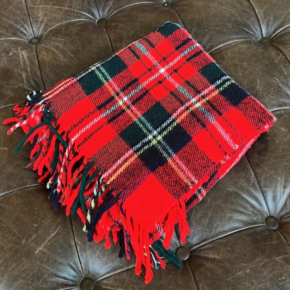 Troy Robe - Picture 2 of 4